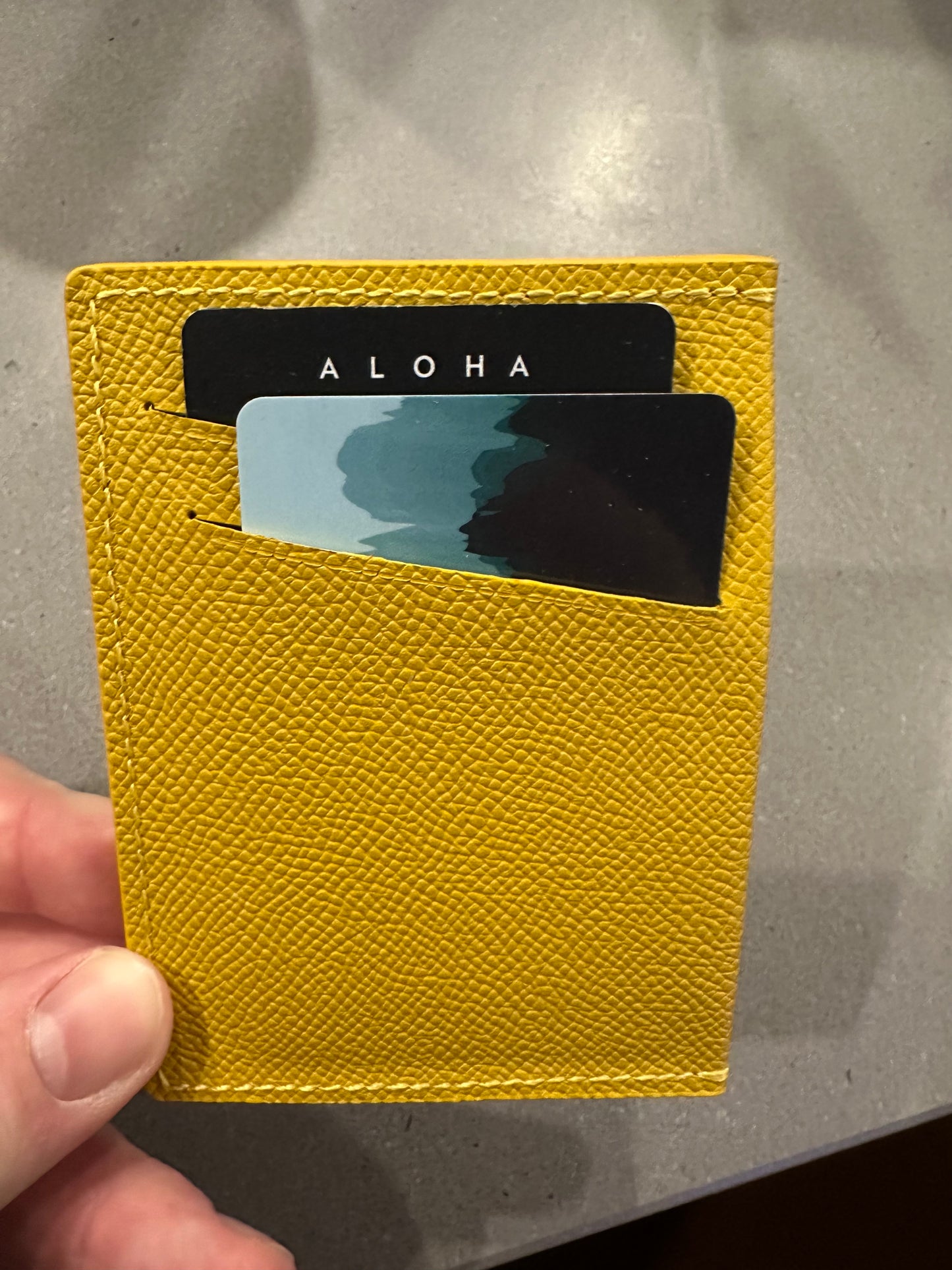 Highlands card holder - four card holder with pouch
