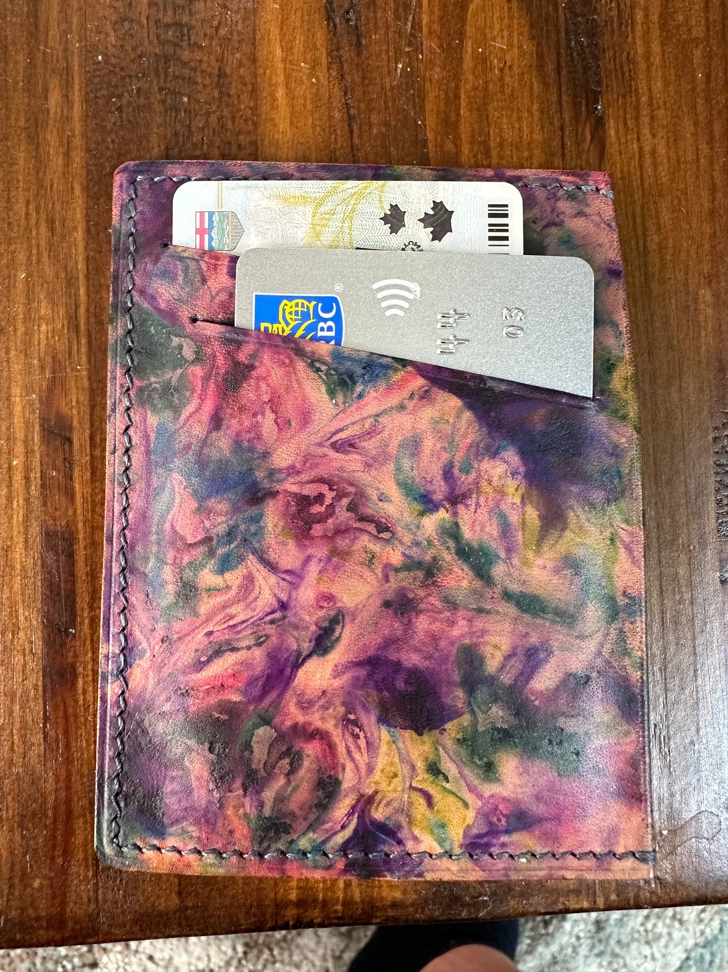 Highlands card holder - four card holder with pouch