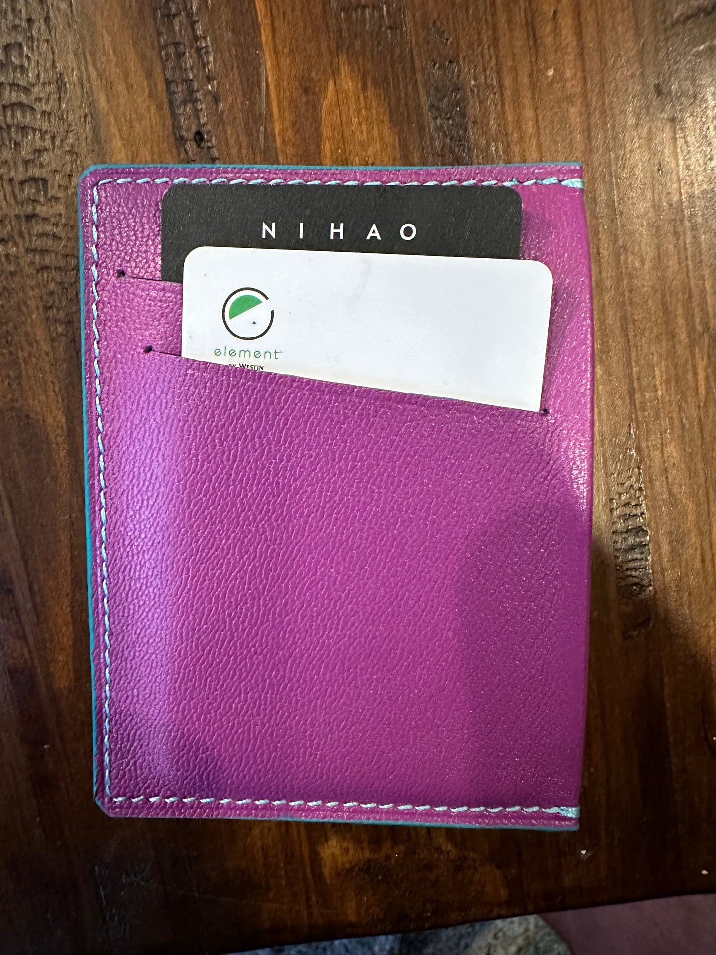 Highlands card holder - four card holder with pouch